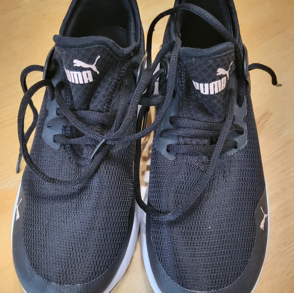 Puma Black Sneakers Breathable Mesh Design